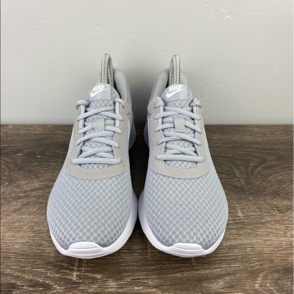 NEW Nike Tanjun Running Grey - Picture 2 of 5